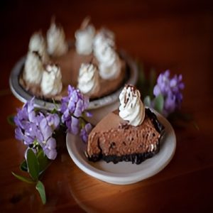 No Bake Chocolate Mousse Pie